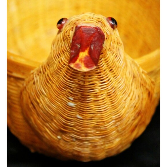 Vtg 1970s Natural Woven Small Duck Basket Tan Chicken Bird Country Farmhouse - Picture 8 of 12